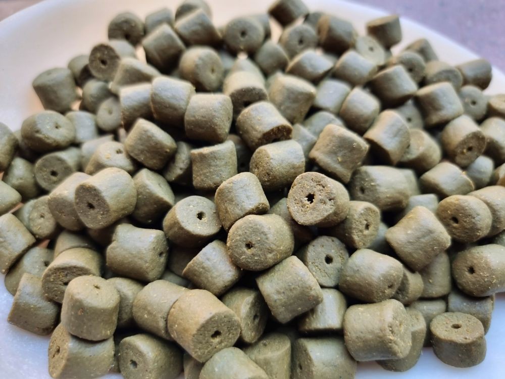 GENESIS CARP Pellet GLM Muszla 18mm 5kg