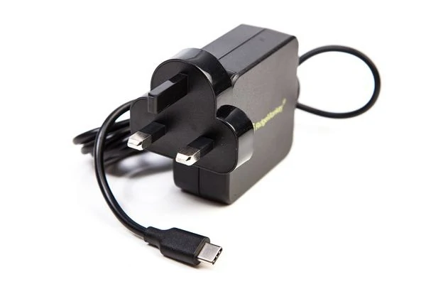 Ridge Monkey – Vault 45W USB-C Mains Power Adaptor – Single Item (RM142)