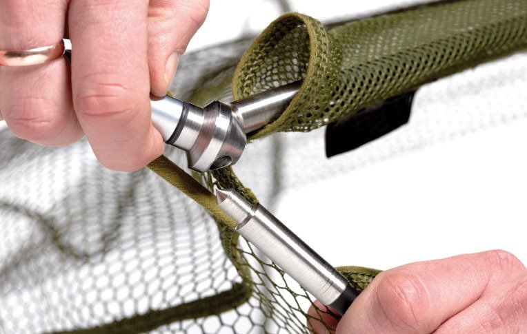 Trakker EQ Carbon Landing Net – Olive