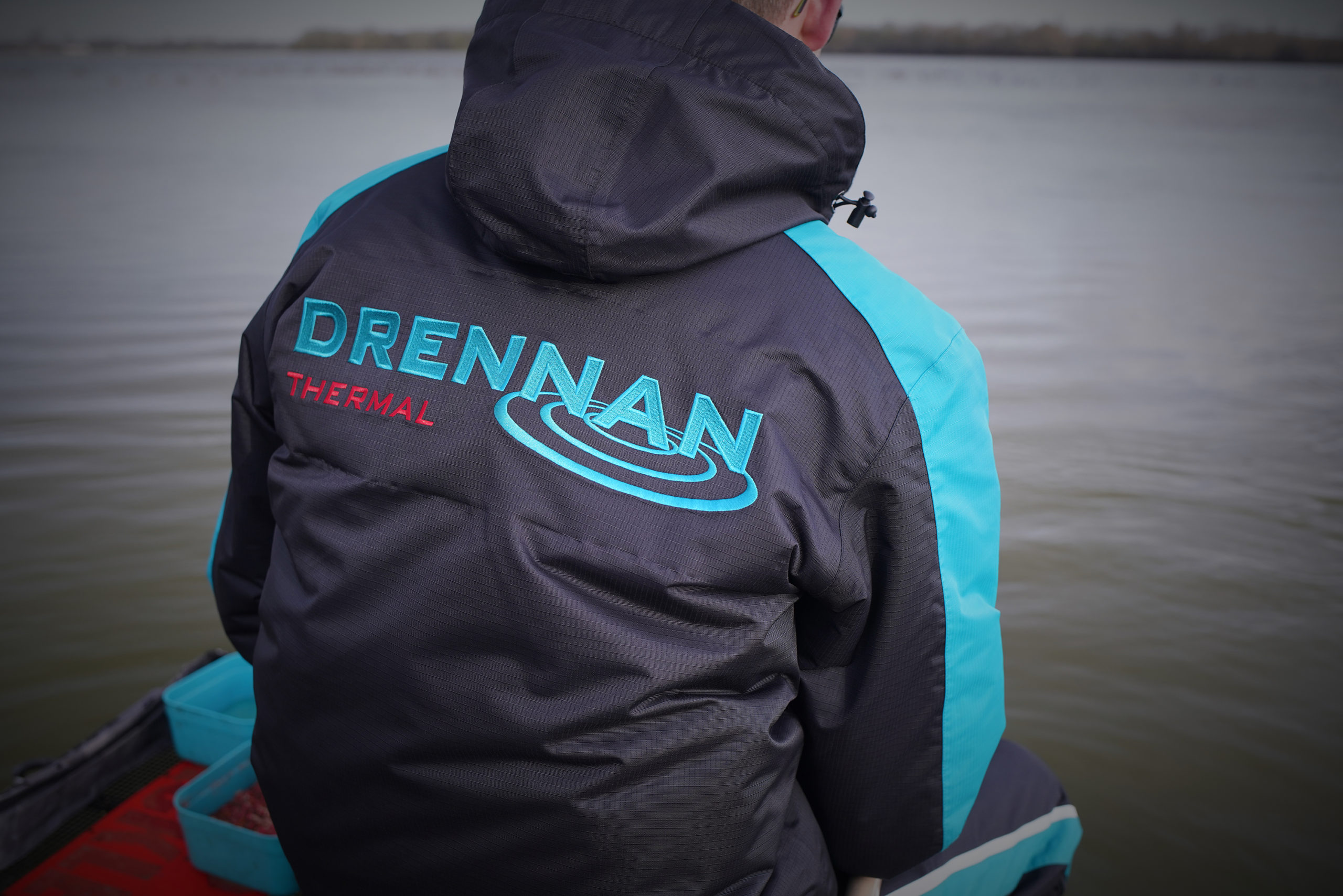 Drennan-Kurtka-Thermal-Jacket-25K-Drennan-Odziez-wedkarska-2-scaled