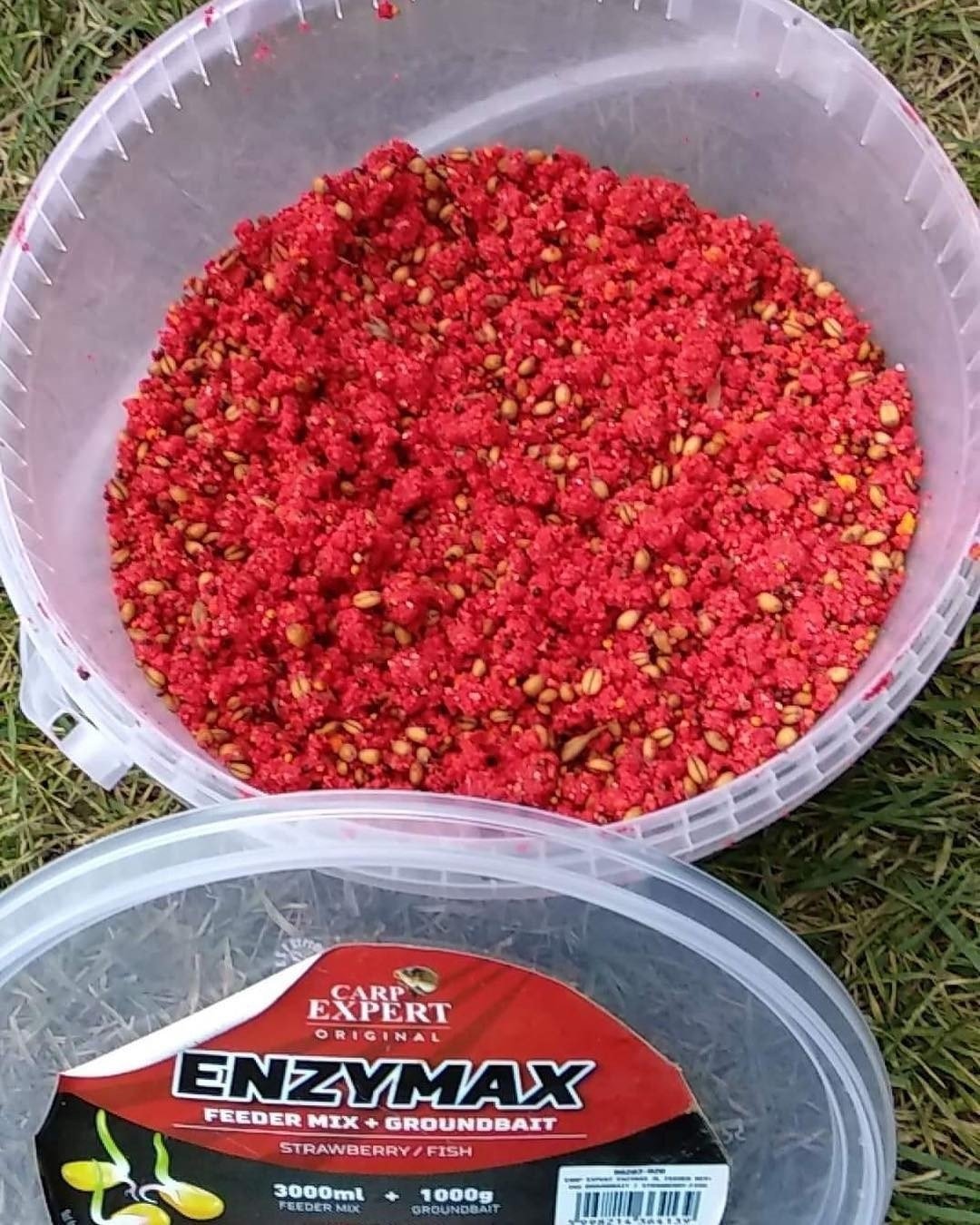 ENZYMAX-FEEDER-MIX-CORN-GROUNDBAITS-STRAWBERRY-FISH-Energofish-PrzynetyZanetyZiarnaOrzechy-1