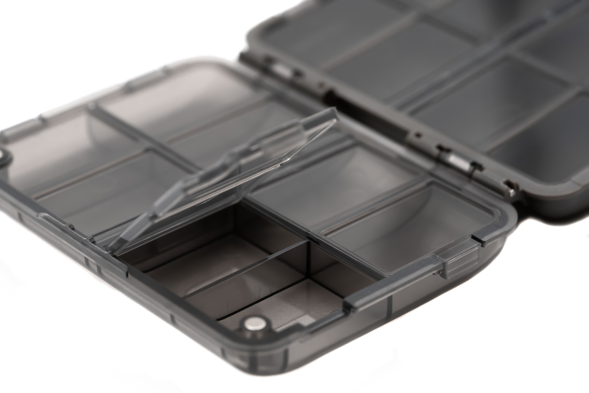 KORDA-16-Compartment-Mini-Box-KBOX10-3