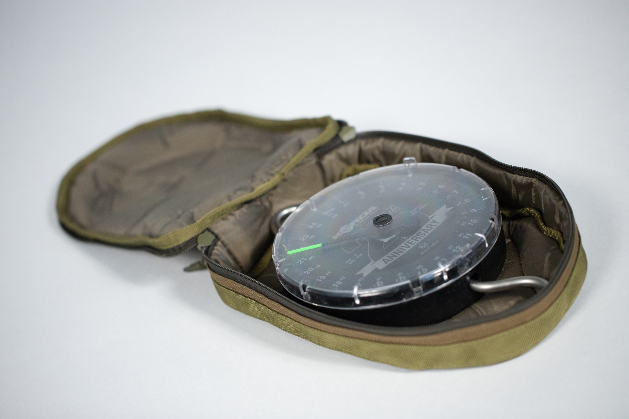 KORDA-Compac-Scale-Pouch-KLUG50-1