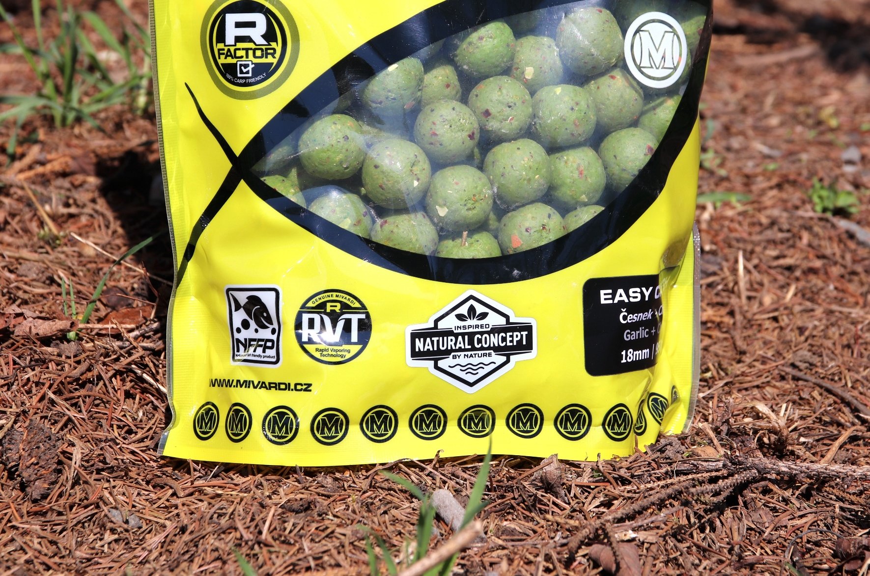 Miardi-Rapid-Boilies-Easy-Catch-Garlic-Chilli-950g-20mm-InfinityCarp.pl-Sklep-Premium-dla-Karpiarzy-4