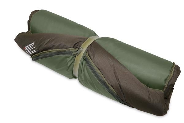 Trakker-Sanctuary-Self-Inflating-Crib-XL-Mata-karpiowa-samopompujaca-sie-4